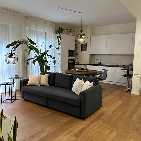 Appartamento Bisceglie Milano Eksteriør bilde