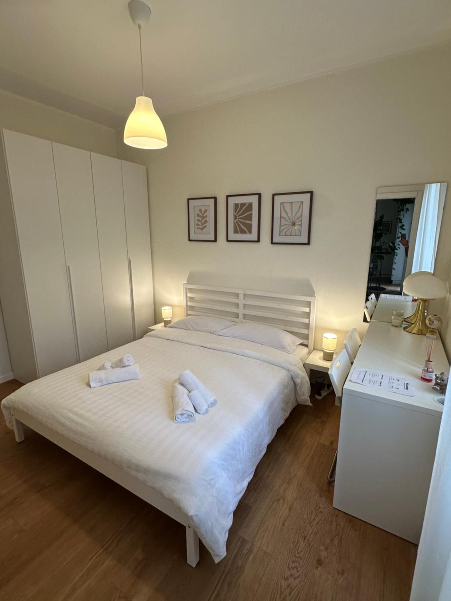 Appartamento Bisceglie Milano Eksteriør bilde