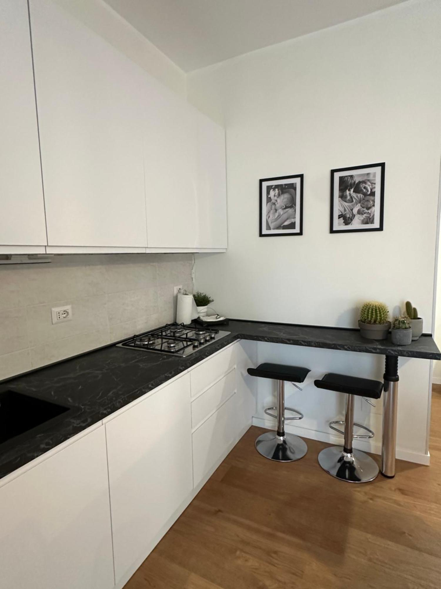 Appartamento Bisceglie Milano Eksteriør bilde